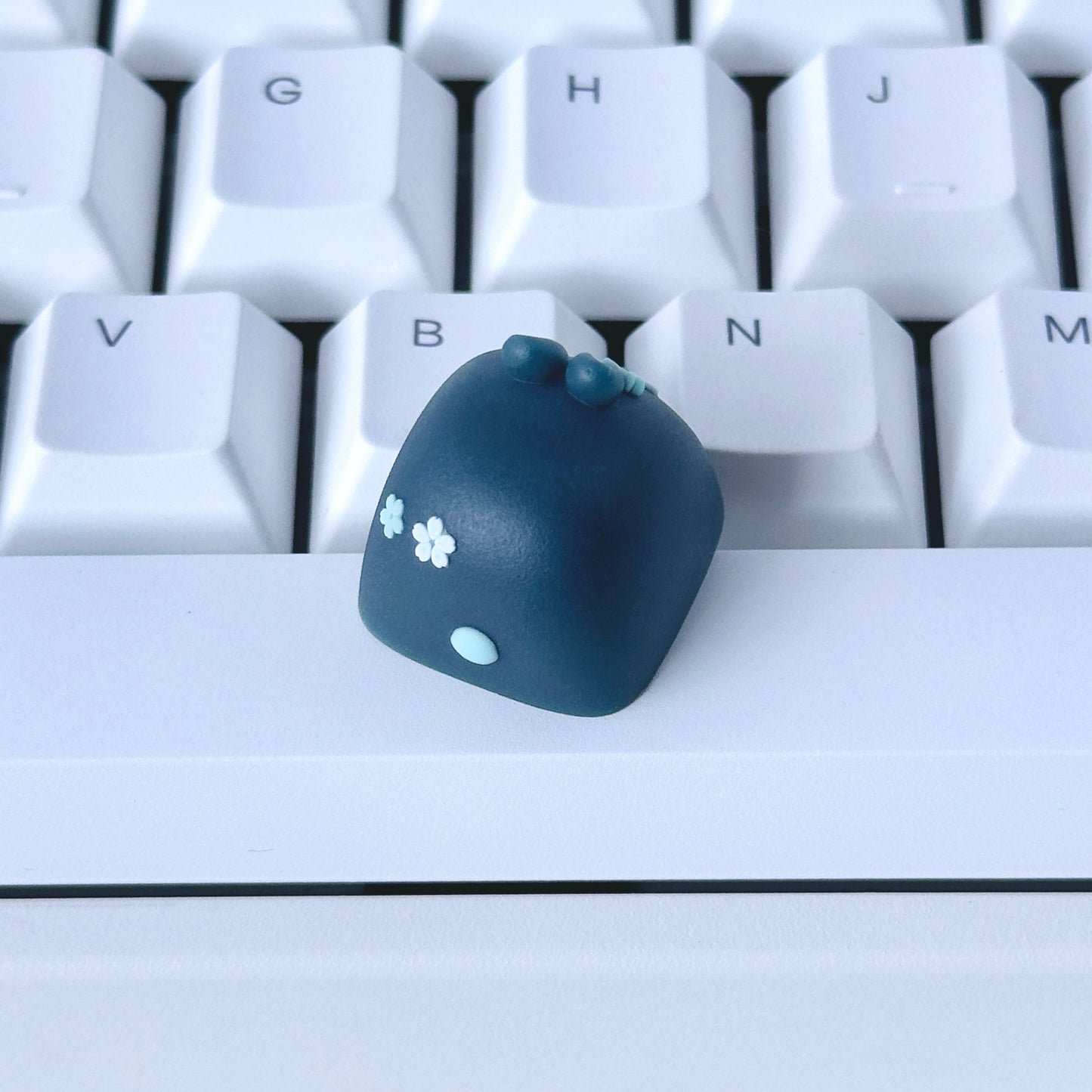 entwined flowers coco (midnight)