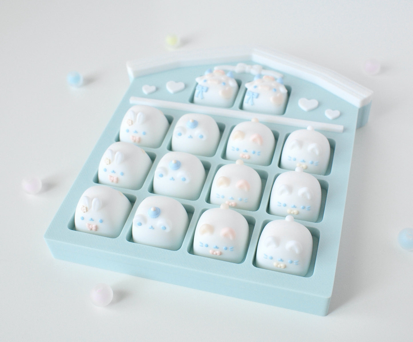 Winterglow miso (white, colored ears)